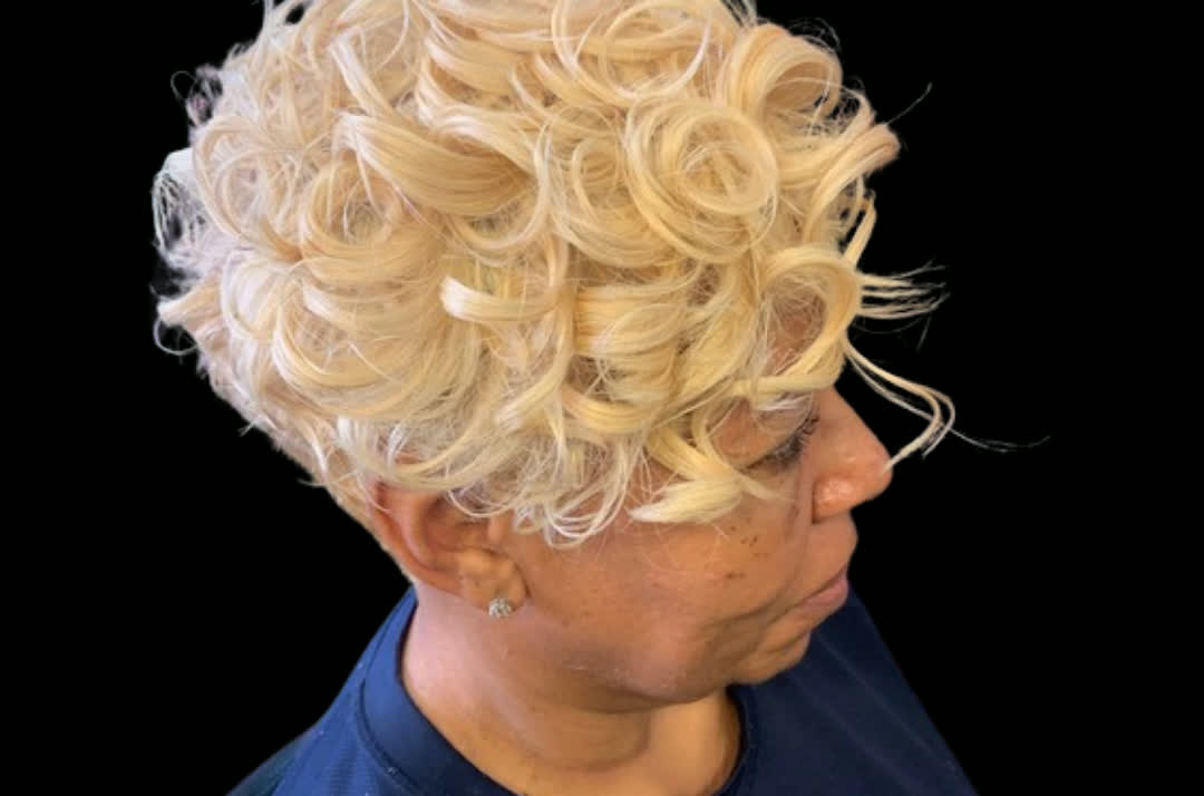 Jazzy Shears Hair Studio